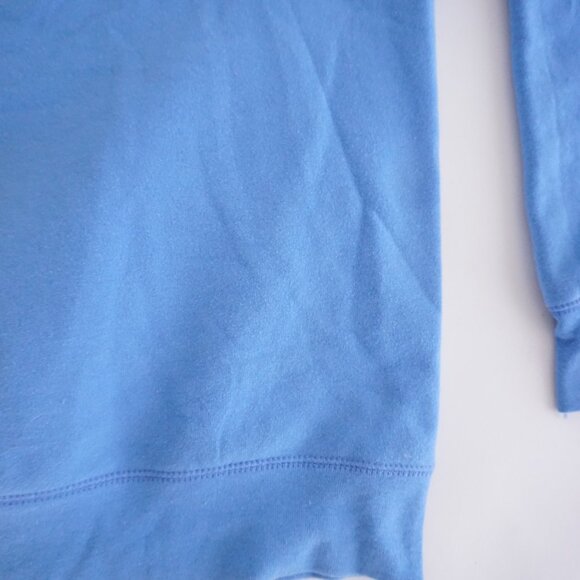 Hanes Nano Blue Cat Eye Embroidered Sweatshirt Cozy 90's Cabincore Sweater M - Picture 9 of 12